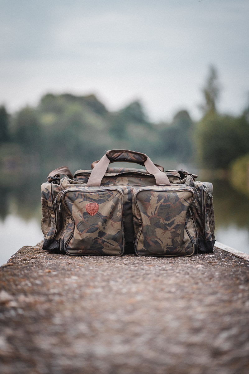 Giants fishing Cestovní taška Deluxe Large Carryall