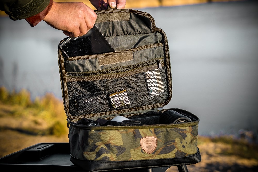 Giants fishing Pouzdro Electronics Eva Table Bag