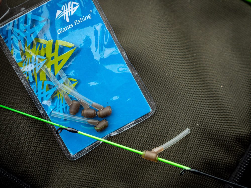 Giants fishing Držák chemického světla Tip Rod Connector SML 5ks