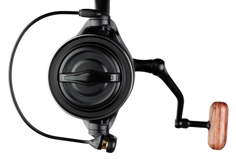 Giants fishing Naviják Deluxe Reel FD 9000 + cívka 8000 ZDARMA!