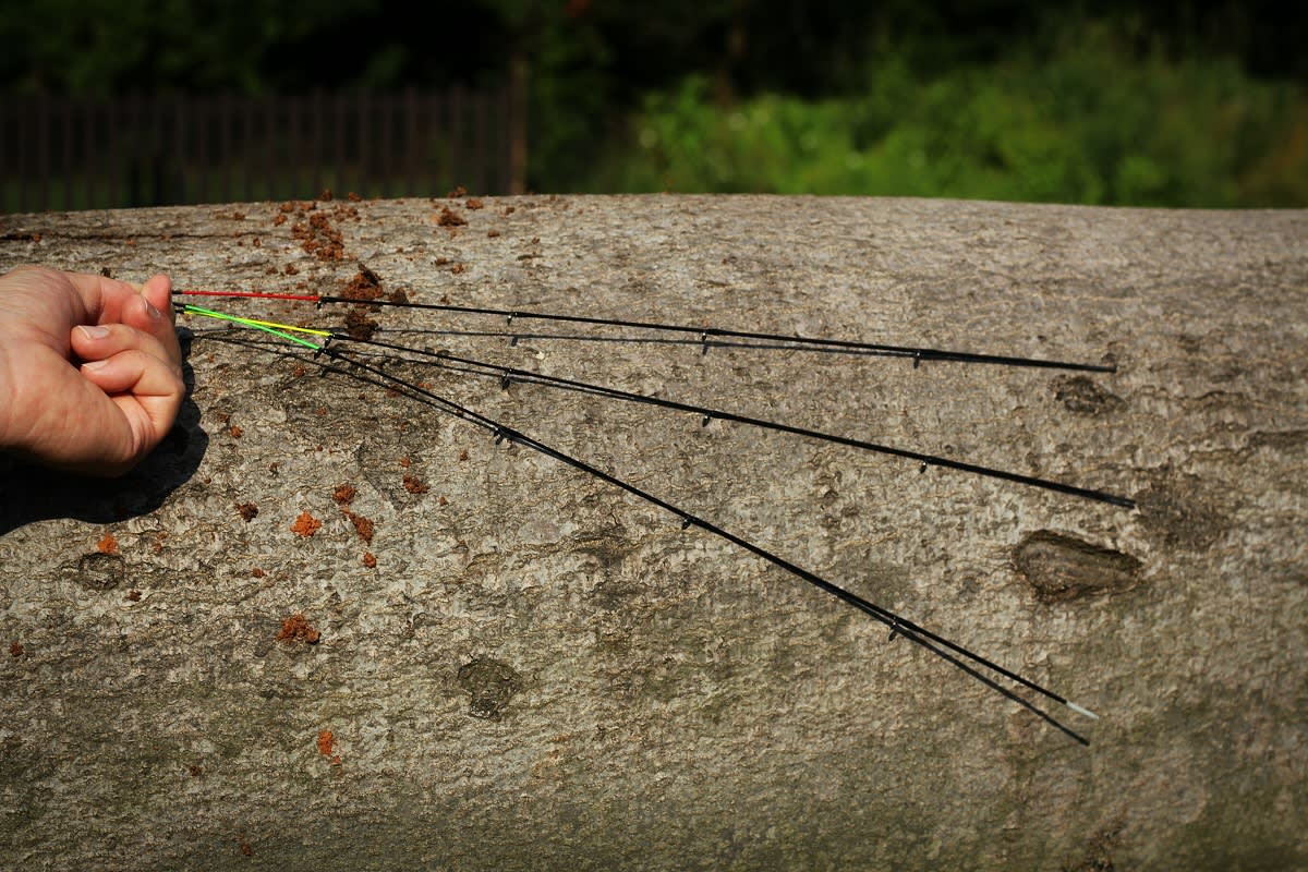 GIANTS FISHING Prut Black Method Feeder 12ft 40-90g