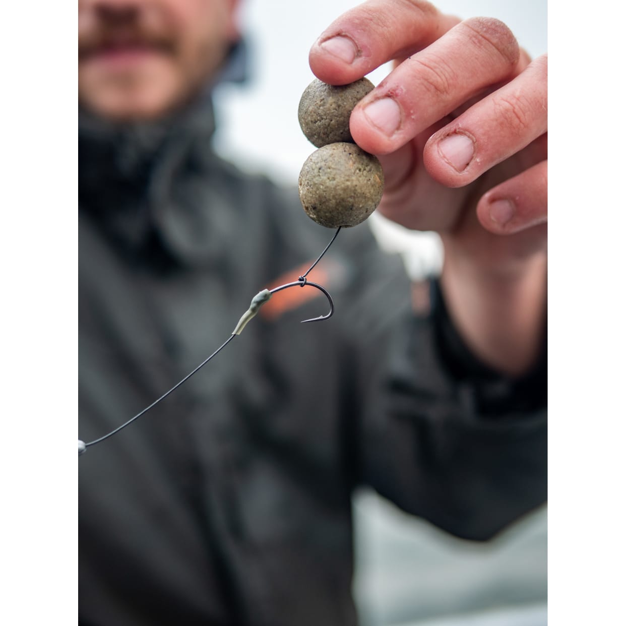 Gardner Háčky Covert Dark Mugga Hook Barbed