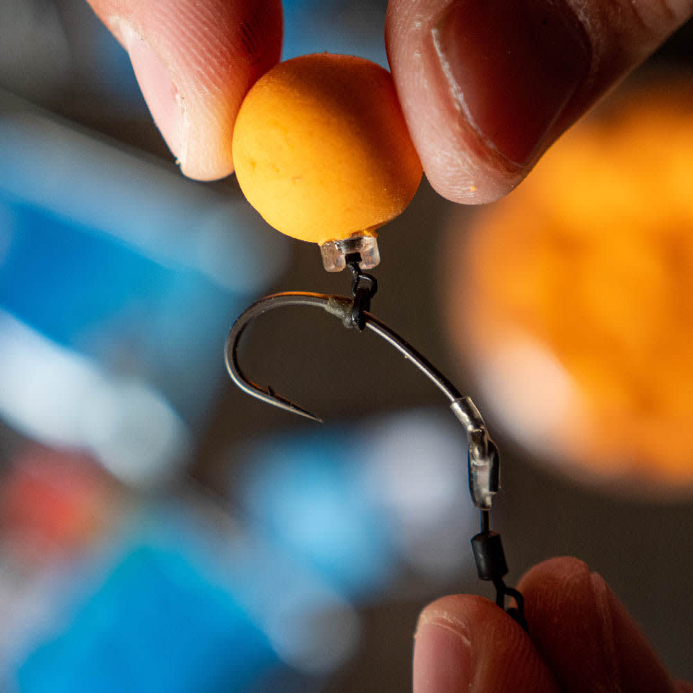 GIANTS FISHING Kolíček s obratlíkem a kroužkem Screw with Ring Swivel Medium 10ks