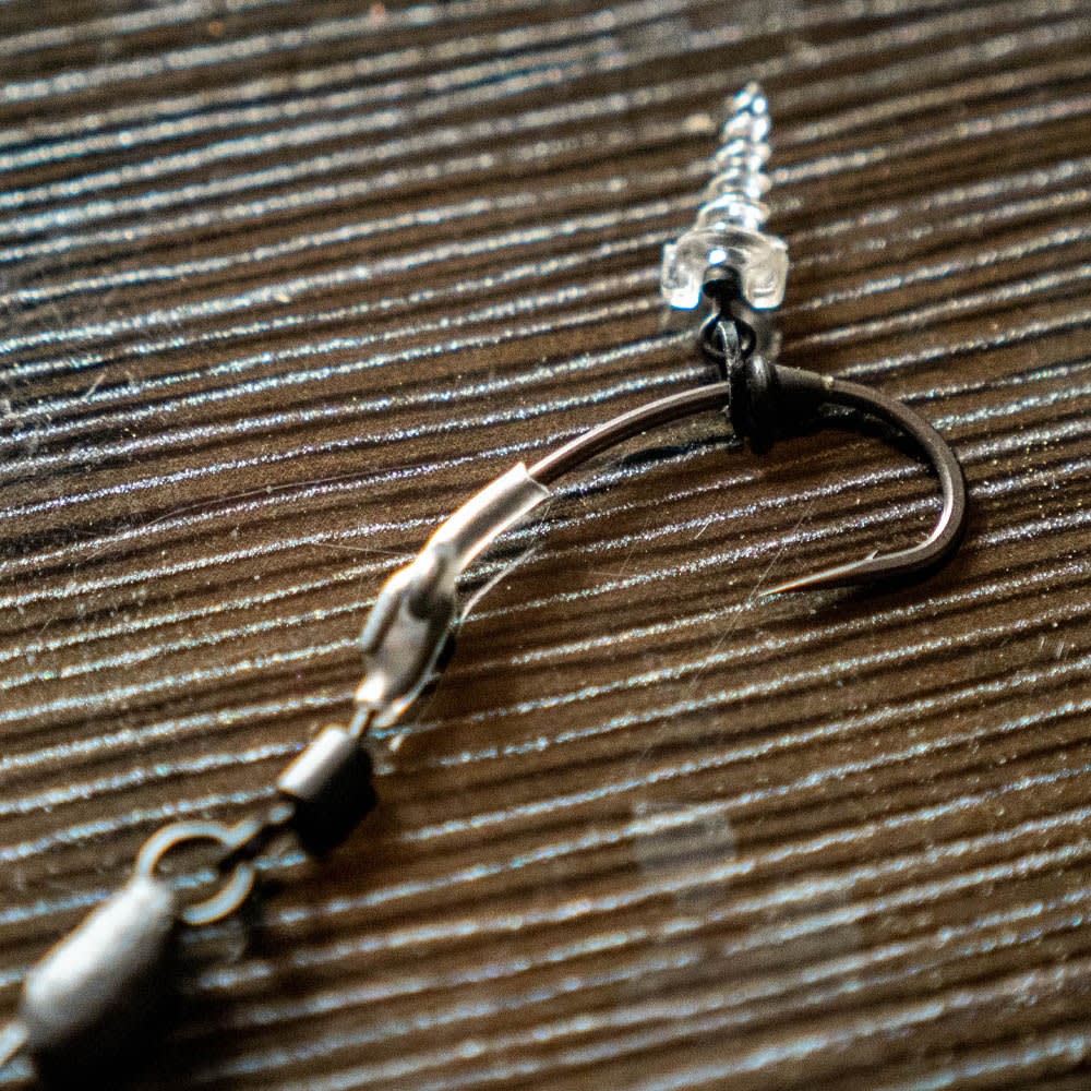 GIANTS FISHING Kolíček s obratlíkem a kroužkem Screw with Ring Swivel Medium 10ks