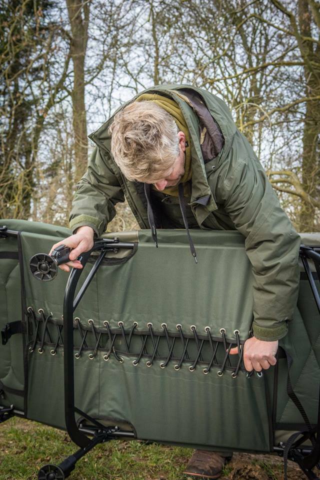 Lehátko Wychwood Tactical X Flatbed Wide