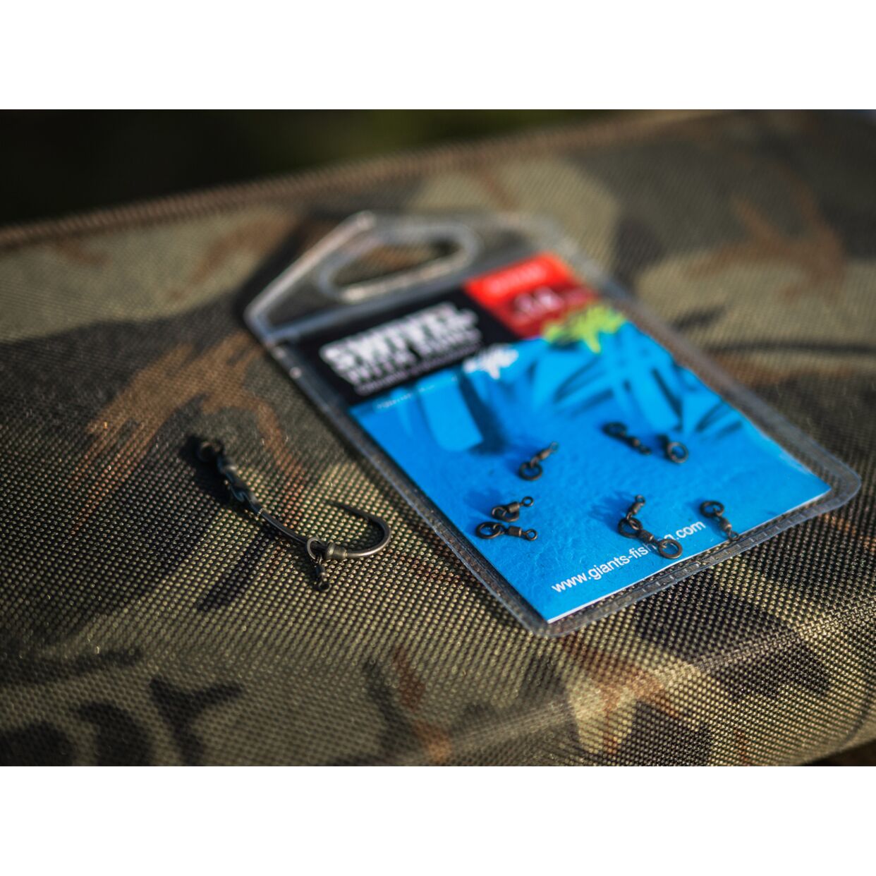 GIANTS FISHING Obratlík s kroužkem Swivel with Ring #14 10ks