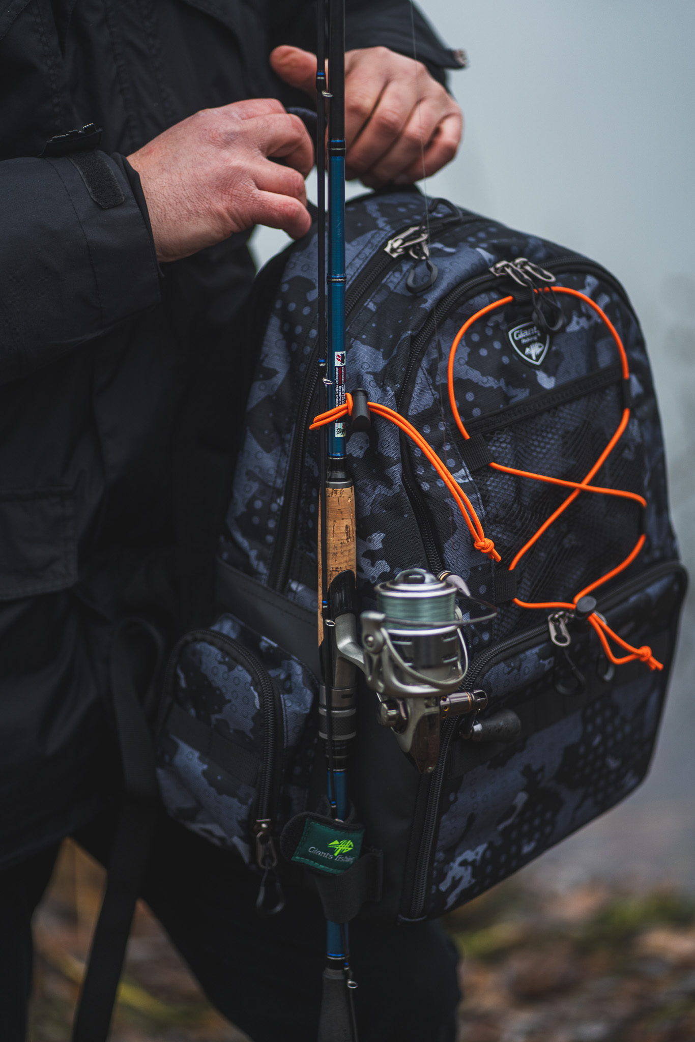 Giants fishing Vláčecí batoh Spinning Rucksack Gaube