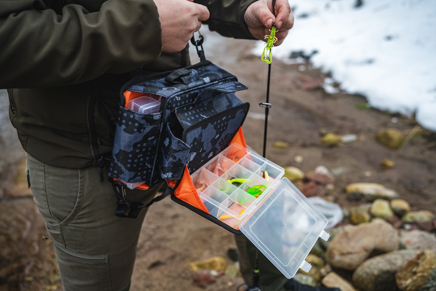 Giants fishing Vláčecí ledvinka Spinning Waist/Leg Bag