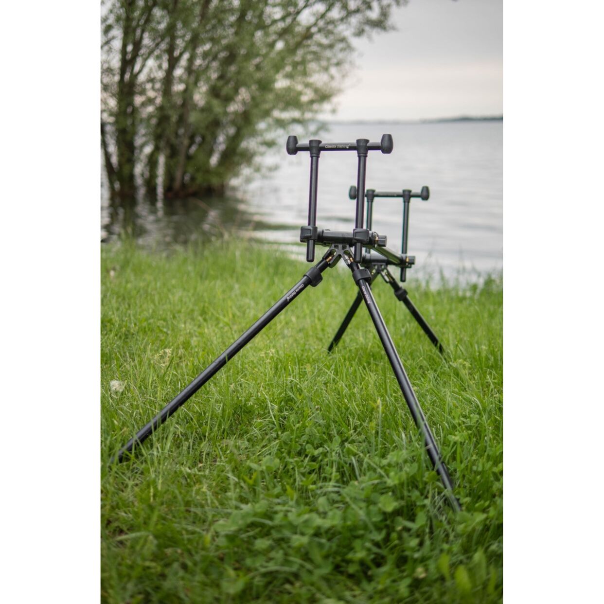 GIANTS FISHING Hrazdy k stojanu Luxury Rod Buzz Bar 2 Rods (2ks)