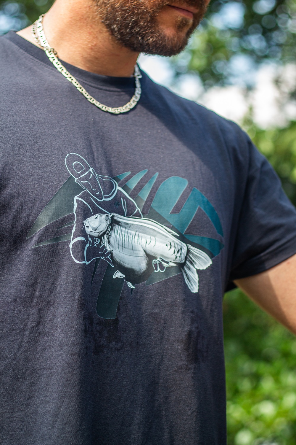 Giants fishing Tričko pánské modré Rybář s kaprem
